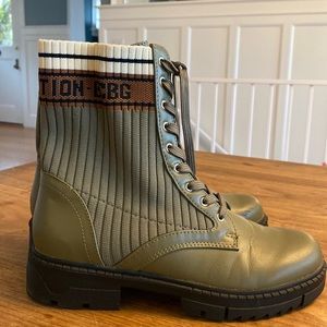 BCBG Women’s Combat style boots Size 8